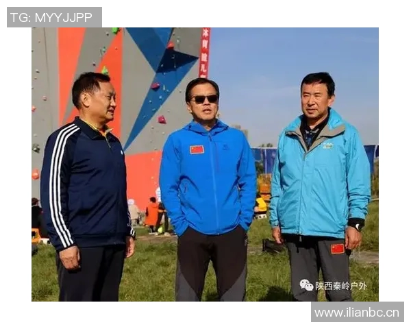 杭州攀岩队与深圳攀岩队赛后战术分析与总结探讨